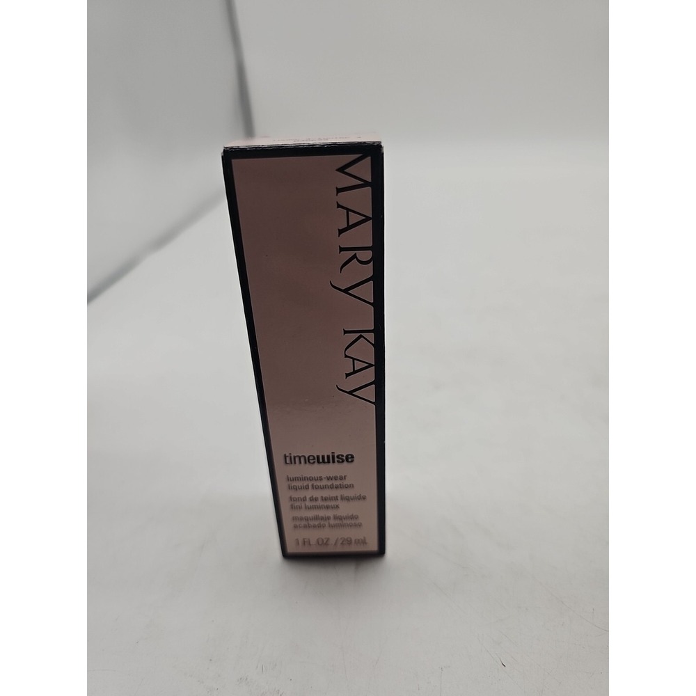 Mary Kay Ivory 4 Timewise Luminous Wear Liquid Foundation #038707 - 1 fl. oz.